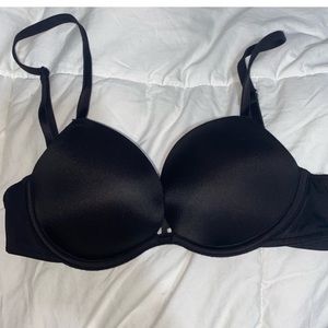Victoria’s Secret PINK Wear Everywhere Push Up Bra